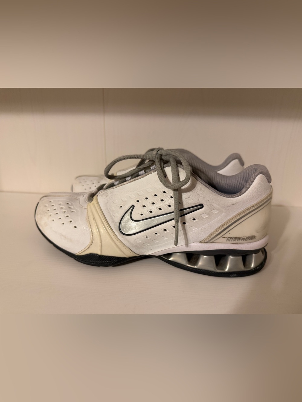 Nike Reax Rockstar Trainer  Running Sneaker Shoes 415355-103 Womens SZ 9M